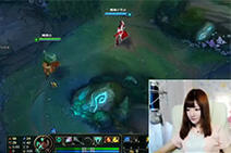 lol女神直播：南小晚辅助卡尔玛 伤害比中单可怕