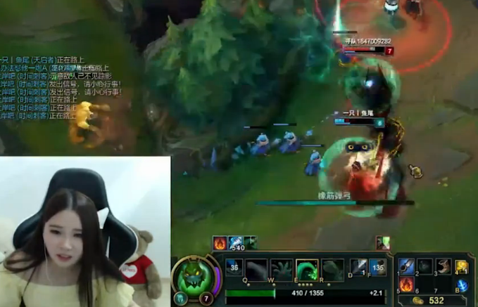 lol女神直播：酥酥扎克打野 被劝退的女仆回来了