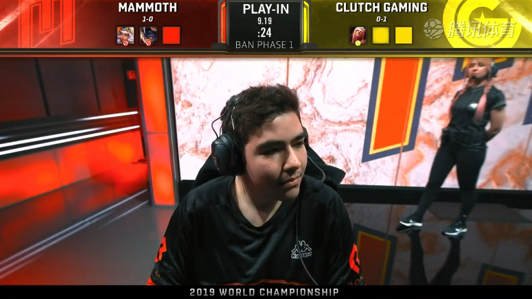 <b>S9入围赛第一日 MMM vs CG</b>