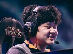 Huni离队后接受采访：下一赛季位置依旧是上单