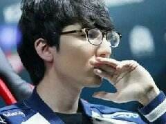 Easyhoon谈离开SKT：粉丝只想看Faker！