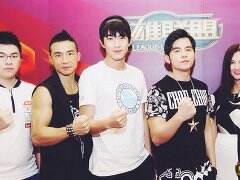 周杰伦领衔 LOL明星召唤师直播17点半开打