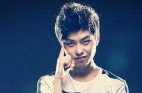 谁说电竞无高考 小苍Miss领衔贵圈学霸