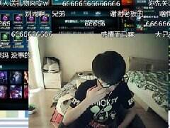 全民TV男主播被甩 直播30小时痛哭失态