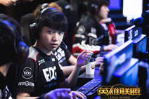 EDG零封GT收获十三连胜 Snake坐稳A组第二