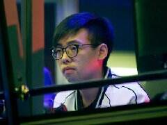 LGD.Maybe：大战中成长起来的孤胆英雄