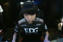LPL夏季赛常规赛第10周 IG vs EDG 视频回顾