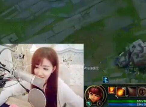lol女神直播：星星妹子中单暴躁安妮