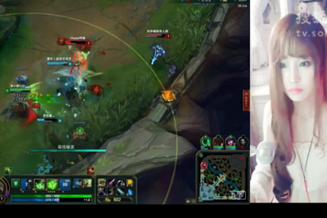 lol女神直播：苏小懒下路老鼠 毒箭疯狂射击