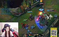 lol女神直播：祝小月中单飞机 这么刚的飞机！