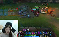 lol女神直播：酥酥尝试上单超级巨无霸大虫子