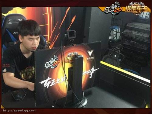 QQ飞车谁是车王第四季总决赛 巅峰对决竞速狂欢