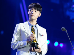 <b>英雄联盟年度最佳新晋解说主持：十一</b>