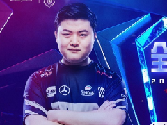 UZI强势回归 UZI教你如何用女枪赢下Solo赛