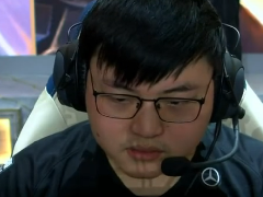 <b>S9小组赛第一日 RNG vs CG</b>