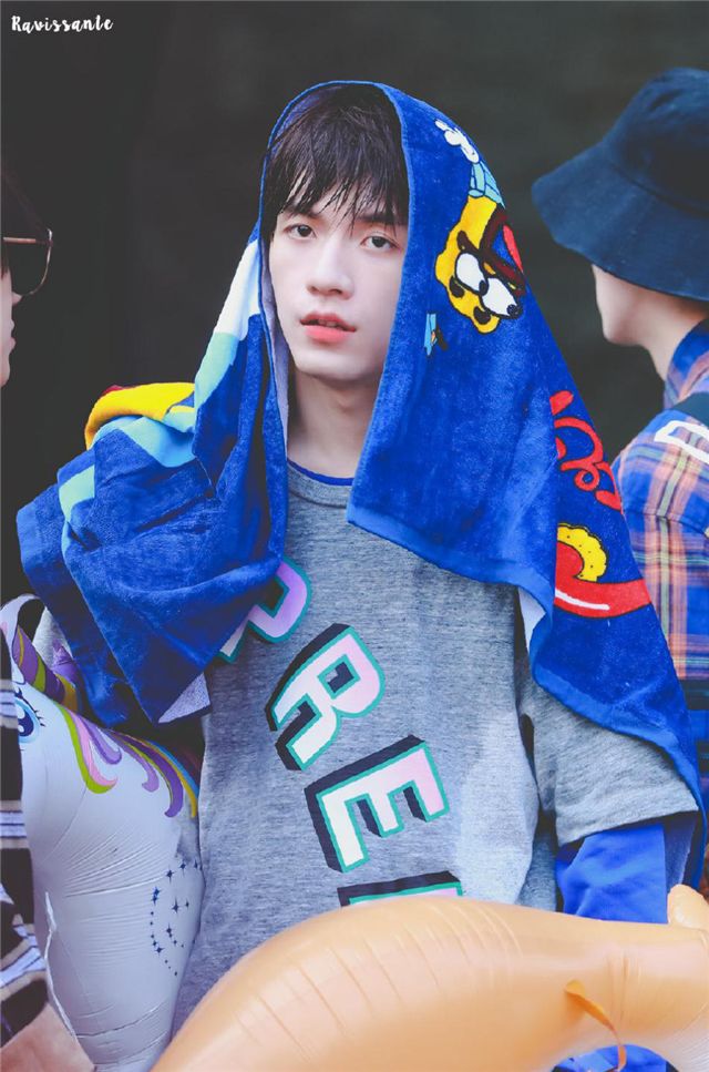 张颜齐赵磊合体收官超级偶像联赛，王者峡谷青春能量蓄势待发