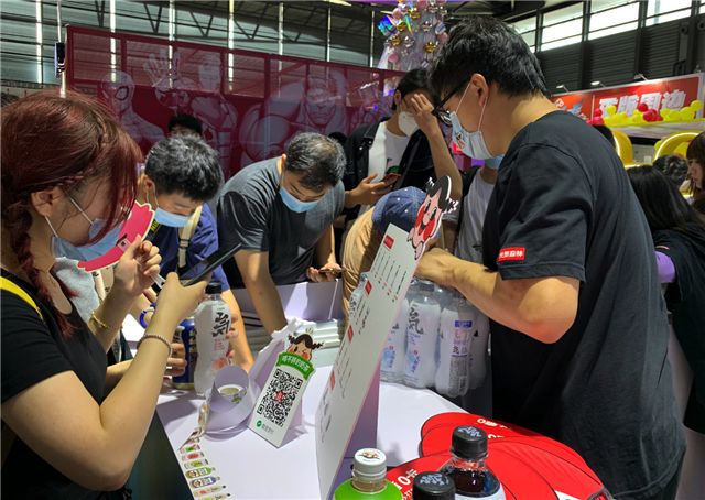  Chinajoy最好看的小姐姐都在这了,附元气森林周边