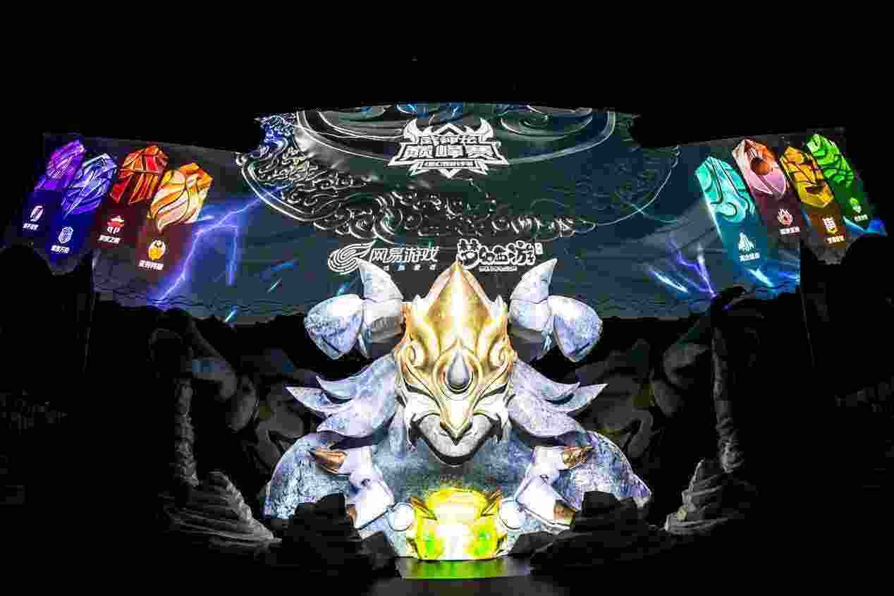 《梦幻西游》手游武神坛巅峰赛圆满落幕，紫禁之巅战队摘得桂冠