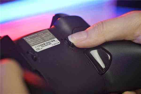 北通阿修罗3对比xbox series手柄不相伯仲，国产手柄已能与巨硬同台竞技