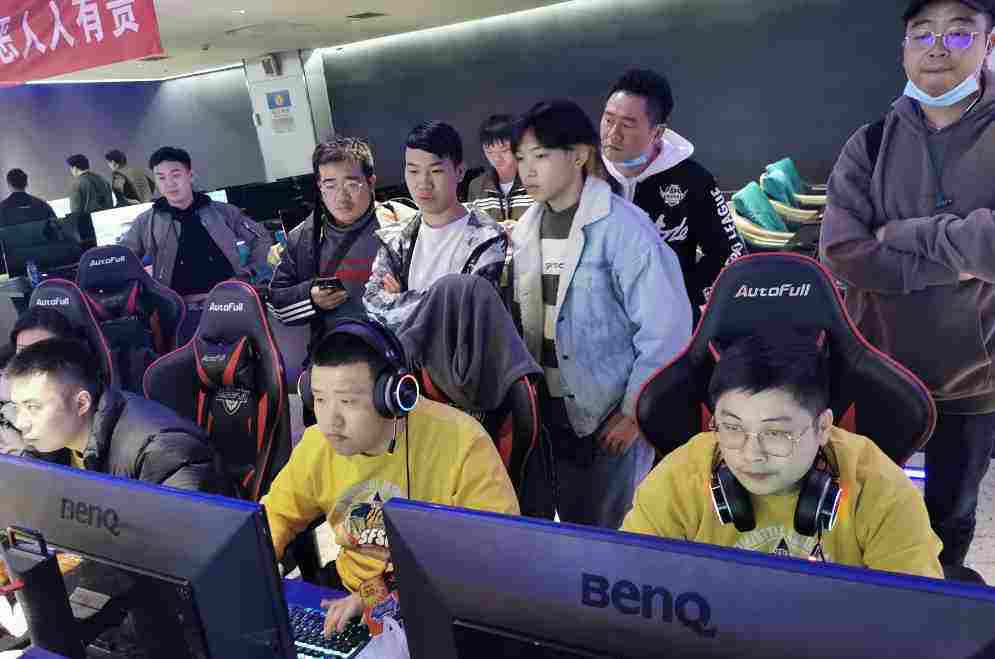 冠军属于有梦想的人 《街头篮球》SFSA西安站冠军专访