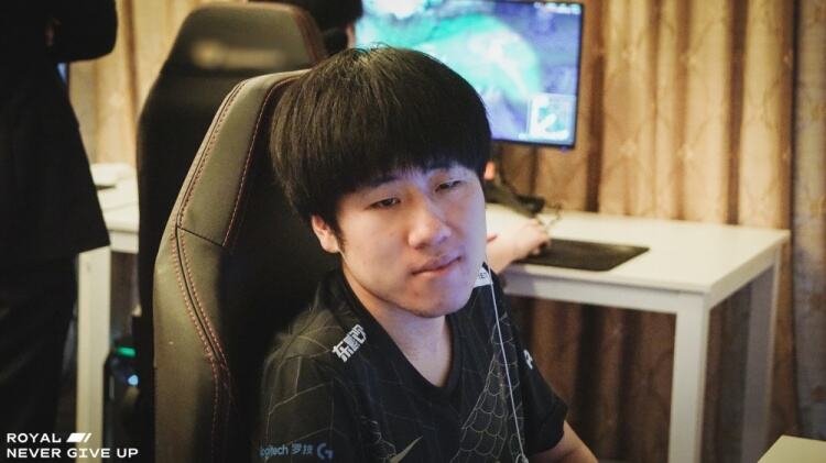 LOL每日报：G2四连败官博自嘲 司马老贼或将回归赛场？