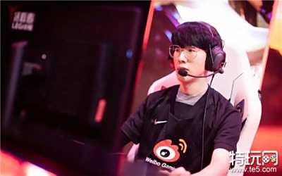 TheShy对打一年没发现LNG中单是Scout 更直言FPX是不是解散了